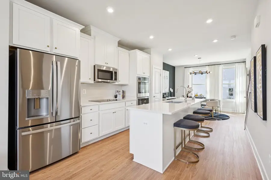 3754 District Dr, Woodbridge, VA 22193 - #2