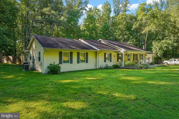 18303 Possum Point Rd, DUMFRIES, VA 22026