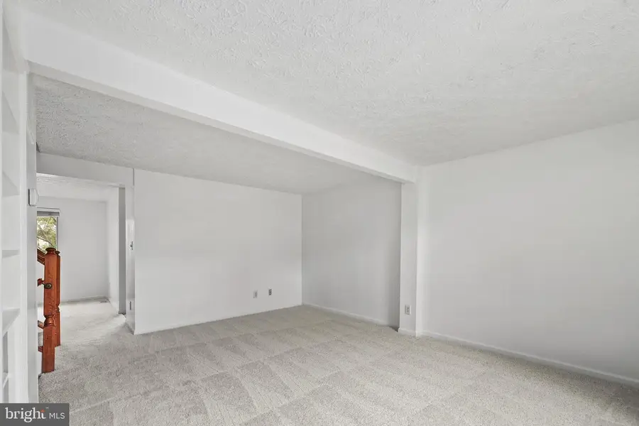 3972 Sunny Brook Ct, Woodbridge, VA 22192 - #3