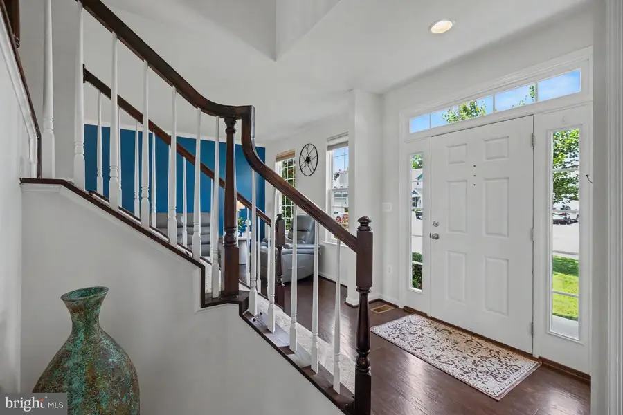 15801 Aerial View Rd, Woodbridge, VA 22193 - #3