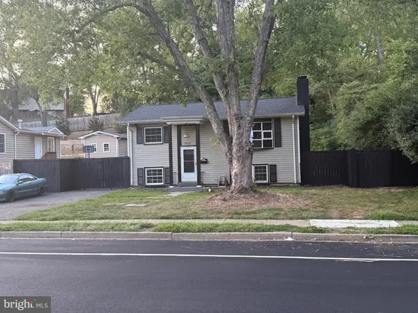15137 Cloverdale Rd, WOODBRIDGE, VA 22193