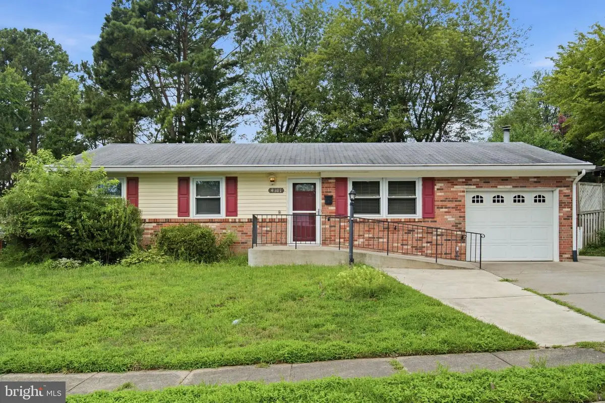 4311 Hendricks Dr, Woodbridge, VA 22193 - #1