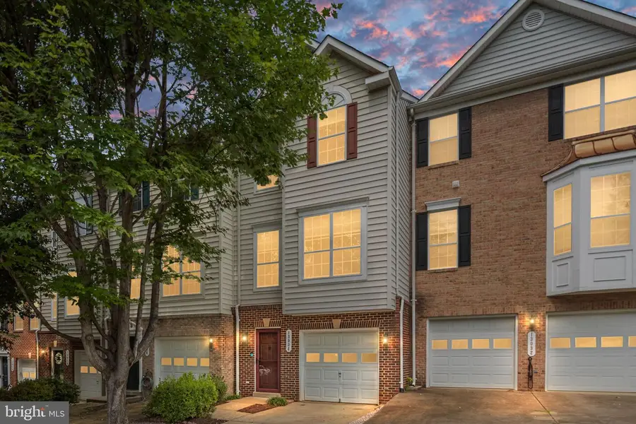 13034 Taxi Dr, Woodbridge, VA 22193 - #2