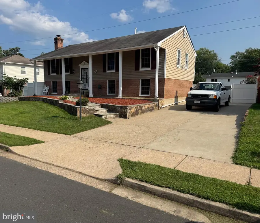 9716 Copeland Dr, Manassas, VA 20109 - #2