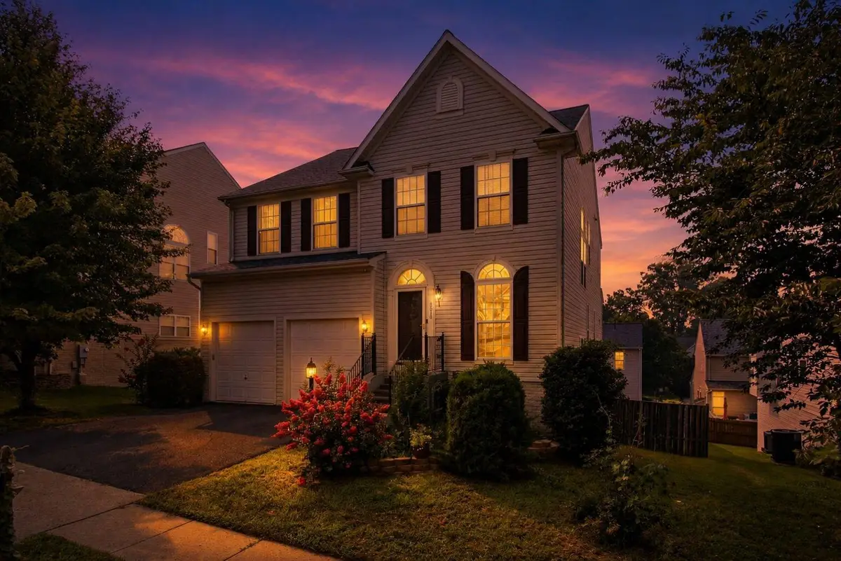 8016 Towering Oak Way, Manassas, VA 20111 - #1