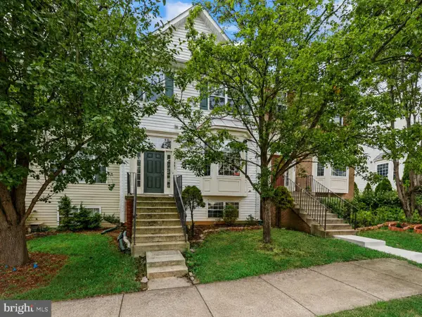 17481 Denali Pl, DUMFRIES, VA 22025