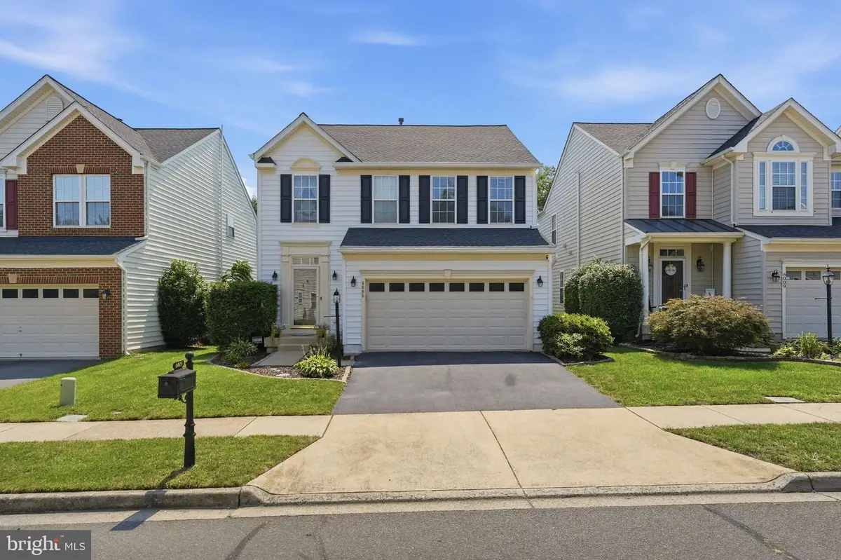 6005 Cantwell St, Gainesville, VA 20155 - #1