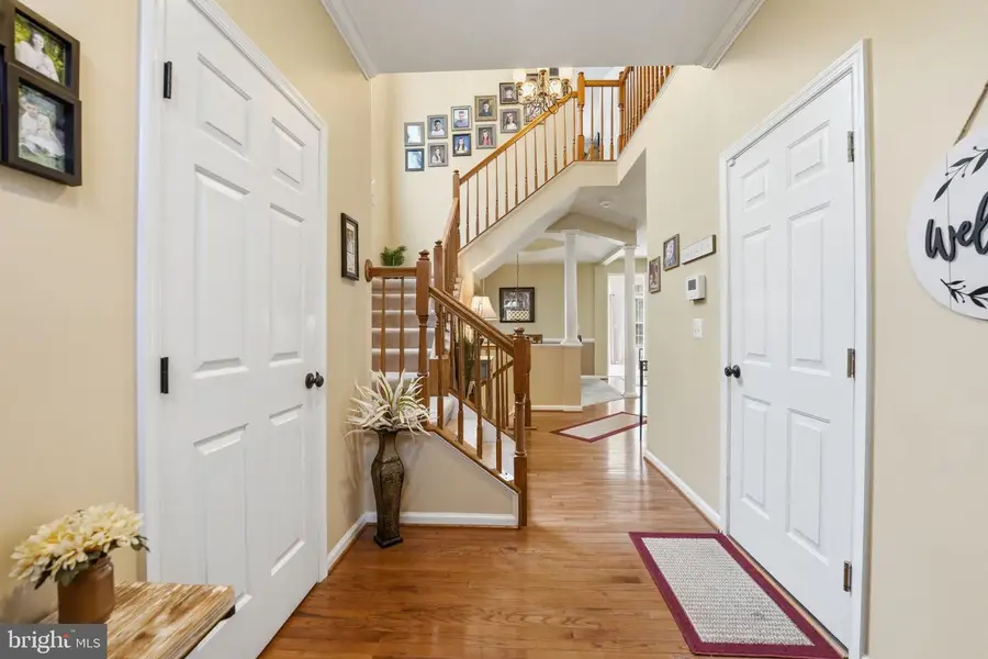 6005 Cantwell St, Gainesville, VA 20155 - #3