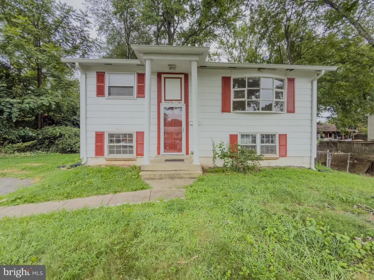4509 Hamilton Dr, Woodbridge, VA 22193 - #1