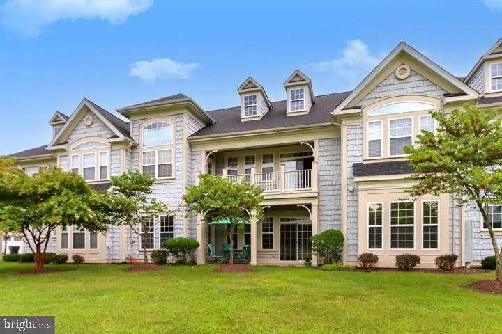 13866 Greendale Dr, Woodbridge, VA 22191 - #1