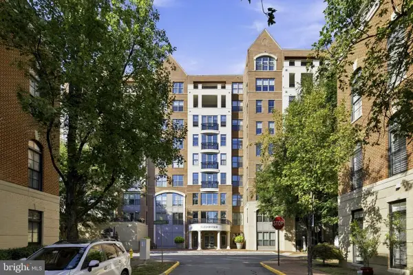 485 Harbor Side St #607, WOODBRIDGE, VA 22191