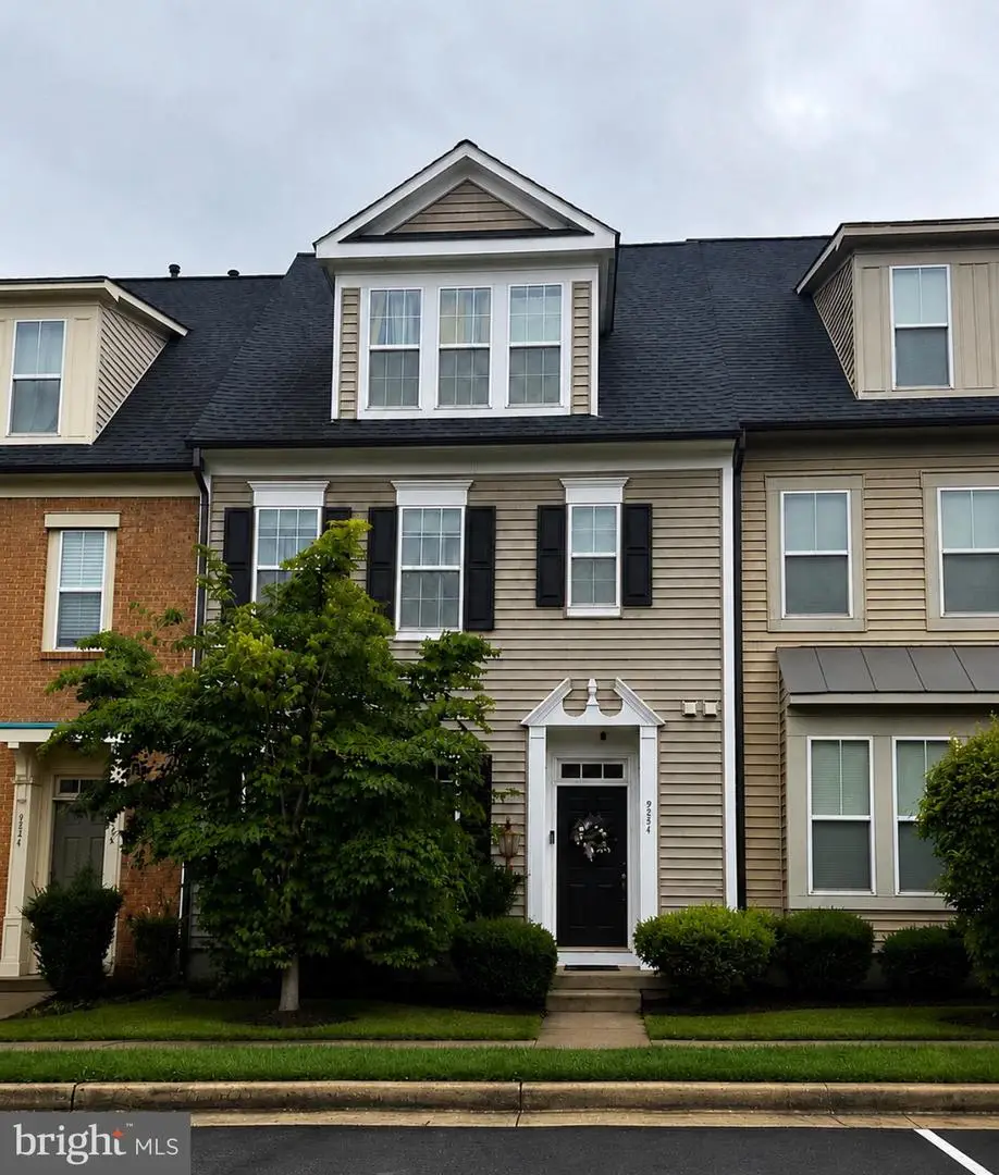 9224 Alvyn Lake Cir, Bristow, VA 20136 - #1