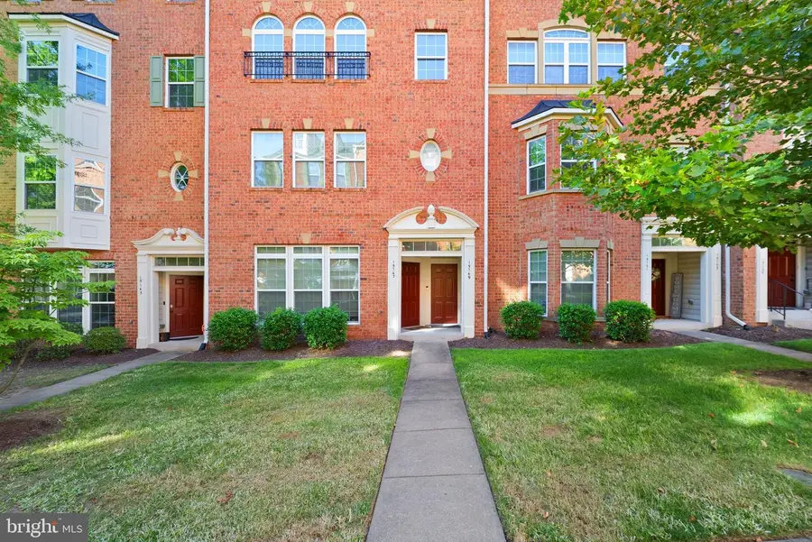 15149 Leicestershire St, Woodbridge, VA 22191 - #3