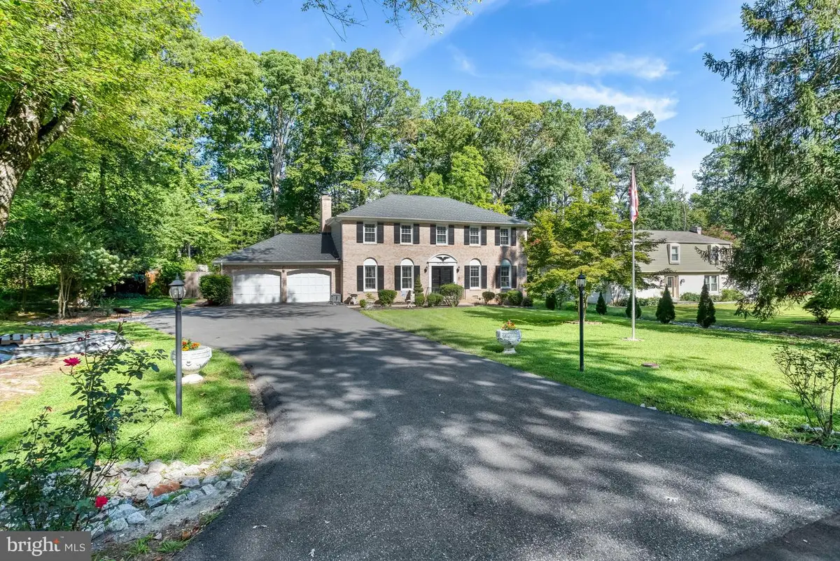 3237 Riverview Dr, Triangle, VA 22172 - #1