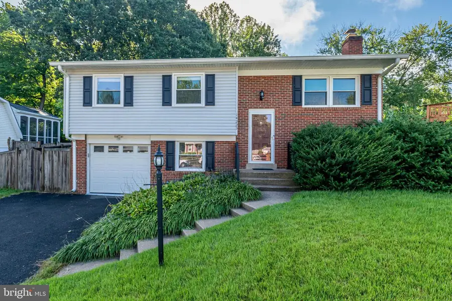 14223 Lindendale Rd, Woodbridge, VA 22193 - #2