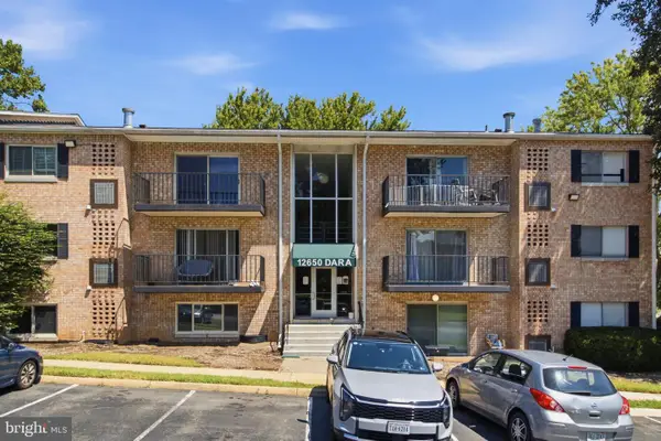 12650 Dara Dr #301, WOODBRIDGE, VA 22192