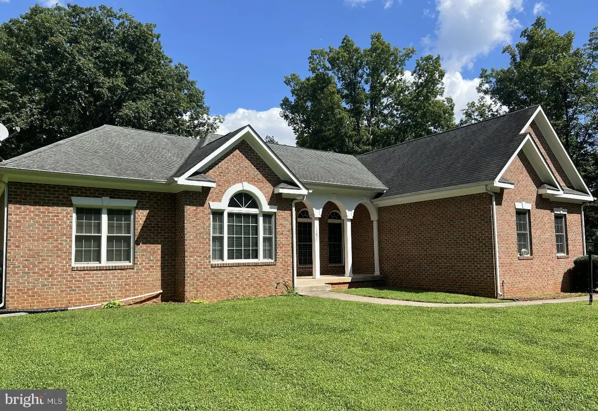 14855 Lee Hwy, Gainesville, VA 20155 - #1