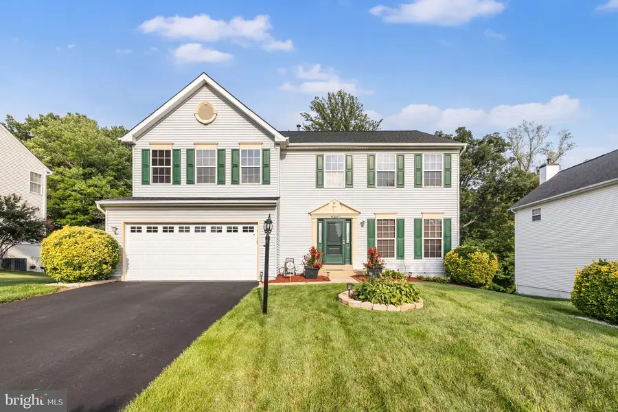 15465 Ambergate Dr, Woodbridge, VA 22193 - #2