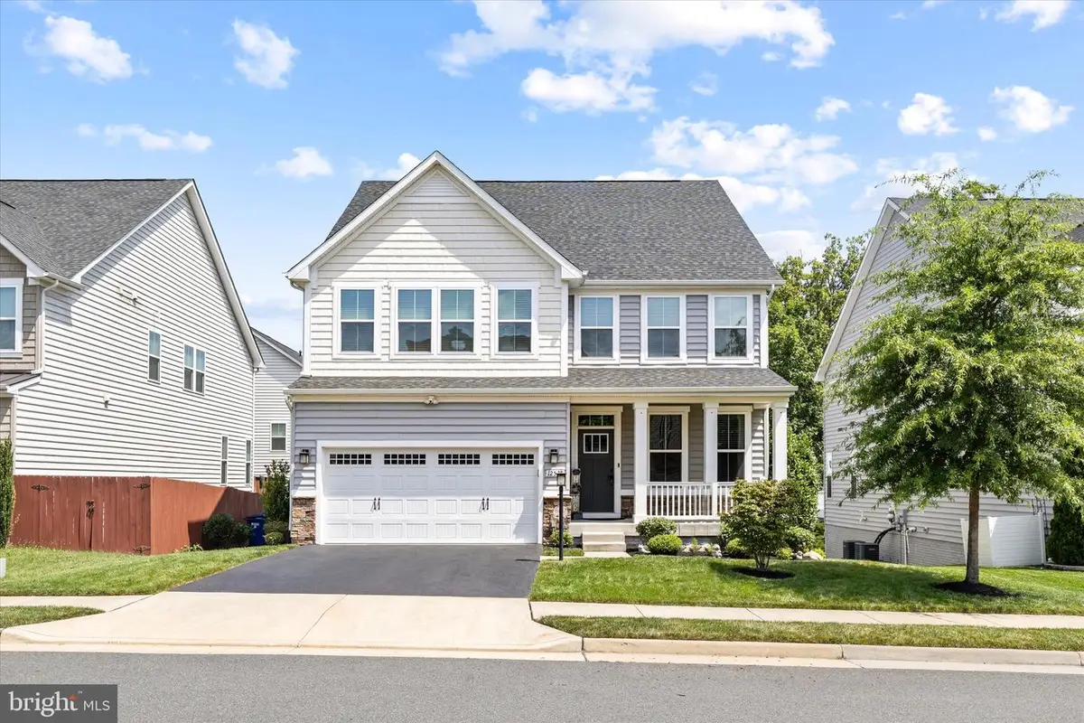 12528 Southington Dr, Woodbridge, VA 22192 - #1