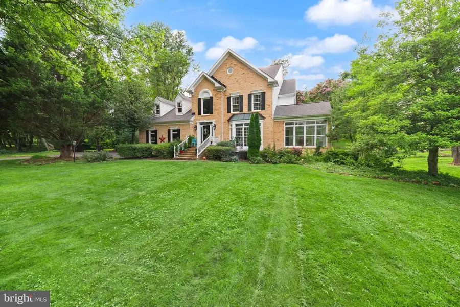 4280 Lawnvale Dr, Gainesville, VA 20155 - #3