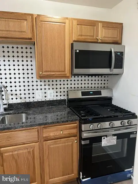 1600 Renate Dr #104, WOODBRIDGE, VA 22192