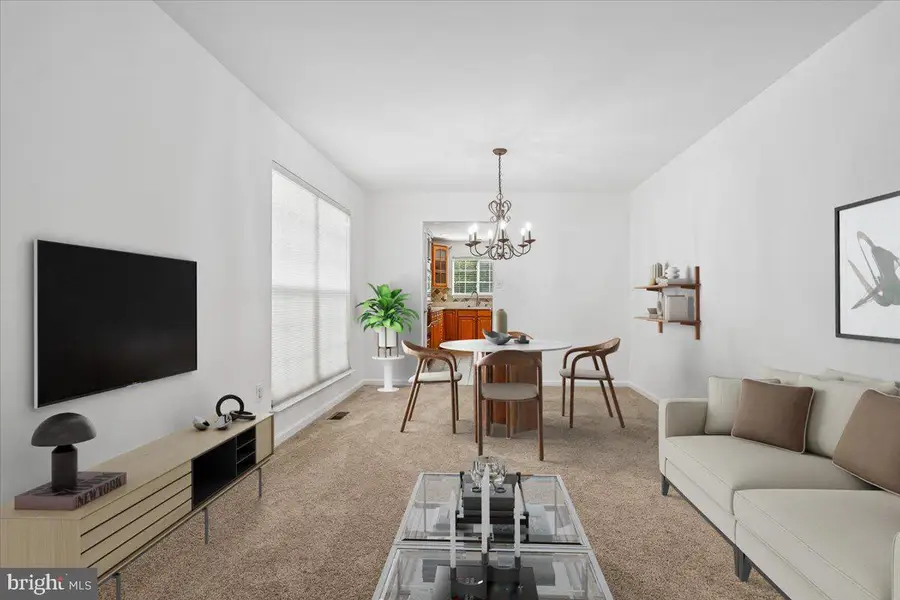 8737 Hackney Dr, Bristow, VA 20136 - #2
