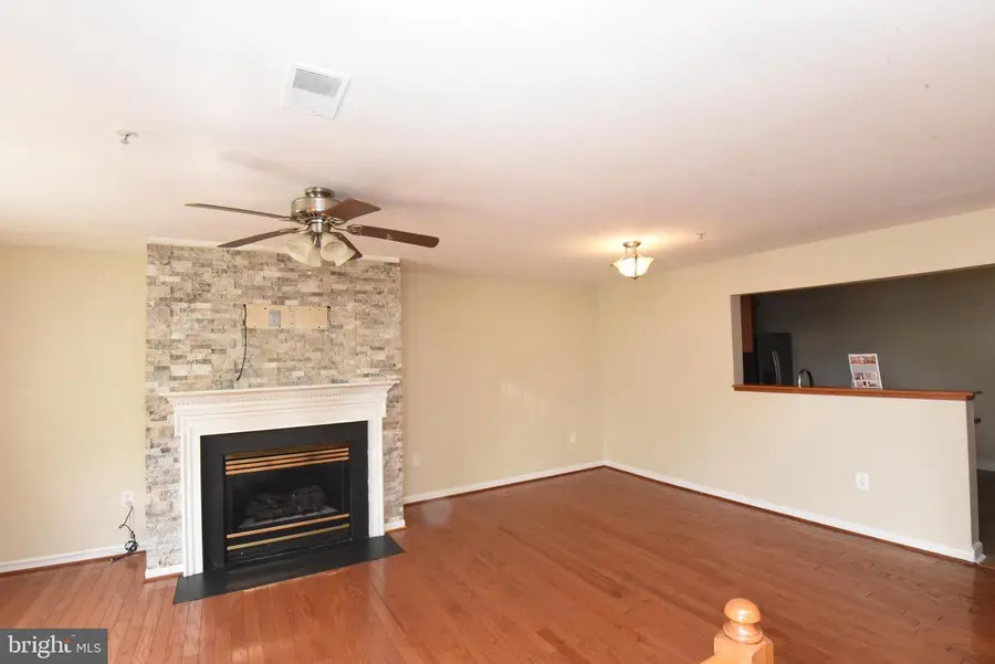 7953 Coachcrest Ct, Manassas, VA 20109 - #3