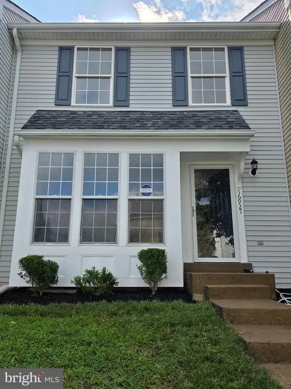 16927 Toms River Loop, DUMFRIES, VA 22026
