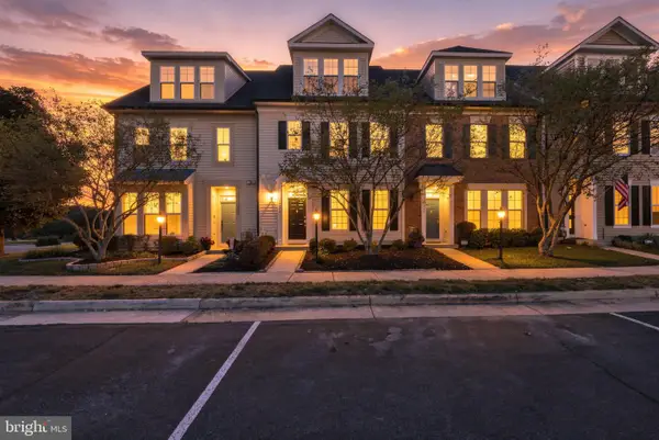 11976 Benton Lake Rd, BRISTOW, VA 20136