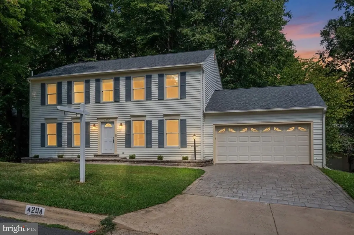 4204 Avon Dr, Dumfries, VA 22025 - #1