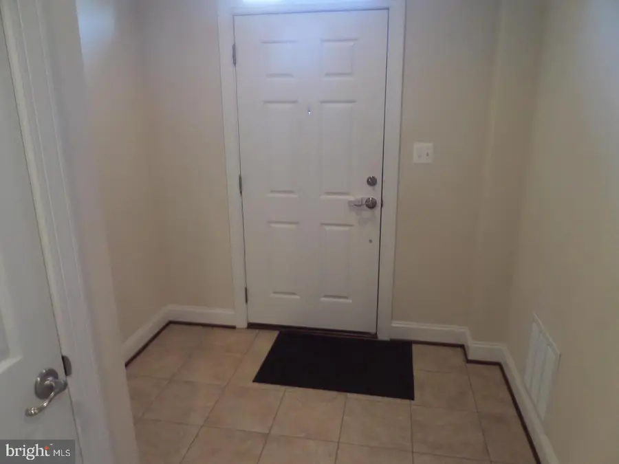 15998 Greymill Manor Dr, Haymarket, VA 20169 - #2