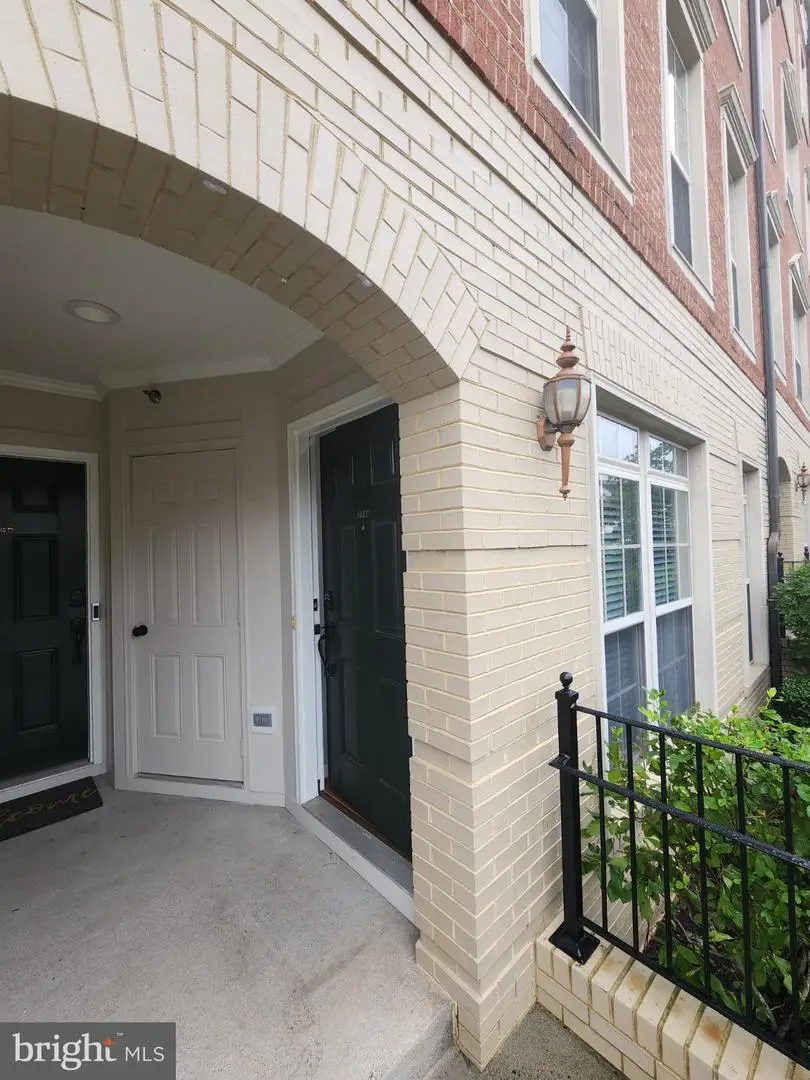 7744 Cedar Branch Dr, Gainesville, VA 20155 - #2