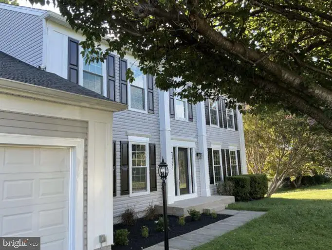 13181 Oak Farm Dr, Woodbridge, VA 22192 - #1