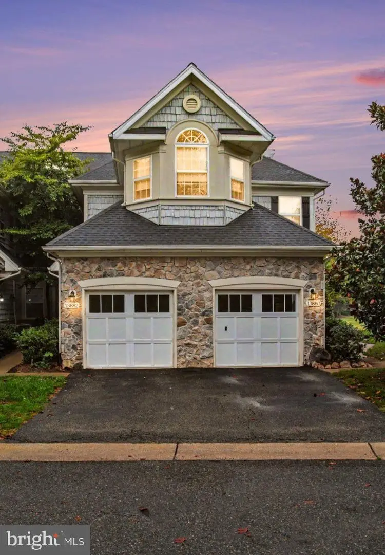 13882 Greendale Dr, Woodbridge, VA 22191 - #1