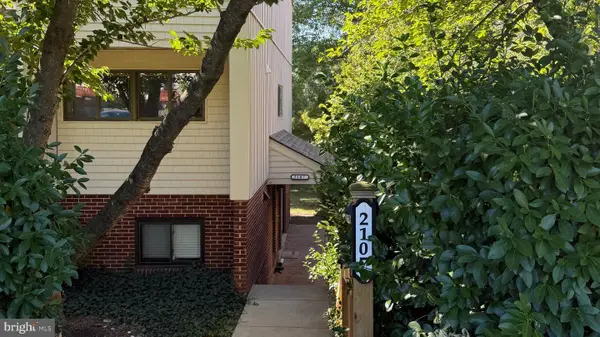 2107 Old Landing Way, WOODBRIDGE, VA 22191
