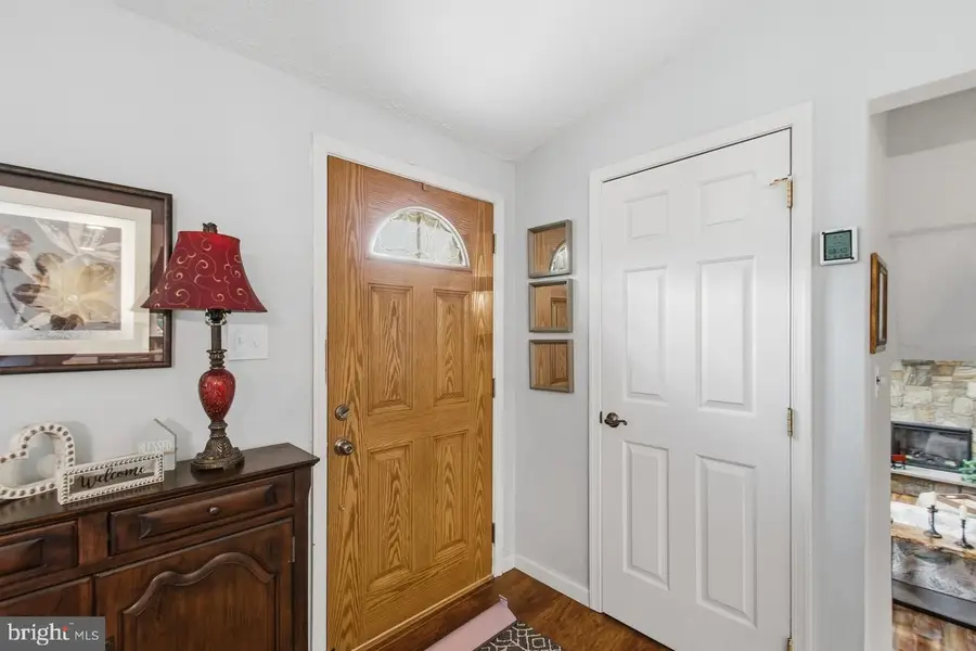 14424 Cotton Ln, Woodbridge, VA 22193 - #3