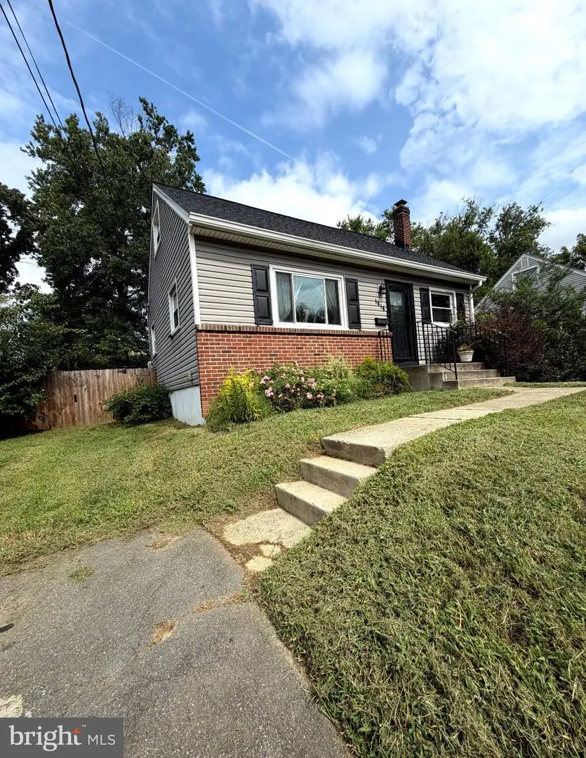 1414 D St, Woodbridge, VA 22191 - #2