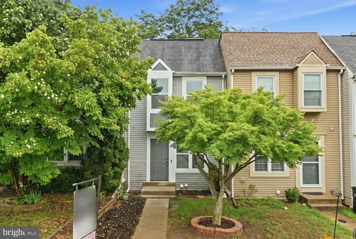 15387 Gatehouse Ter, Woodbridge, VA 22191 - #1