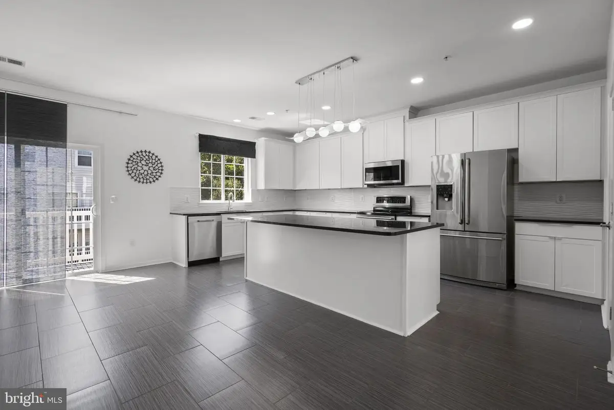 14760 Mason Creek Cir, Woodbridge, VA 22191 - #1