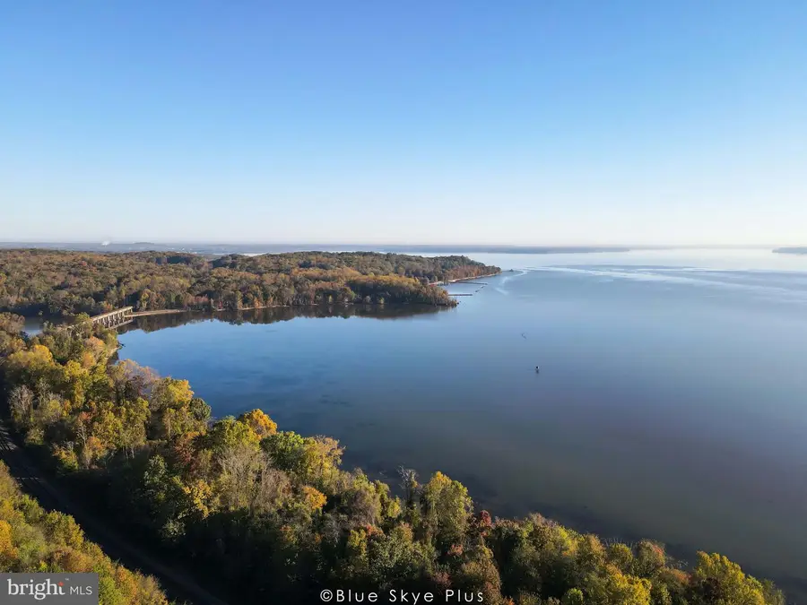 17059 Belle Isle Dr, Dumfries, VA 22026 - #3