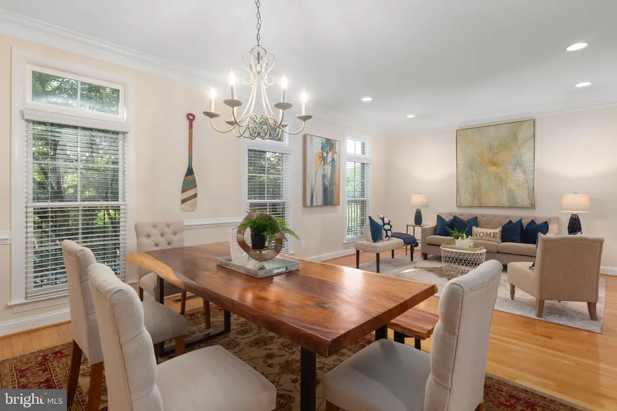 492 Harbor Side St, Woodbridge, VA 22191 - #1