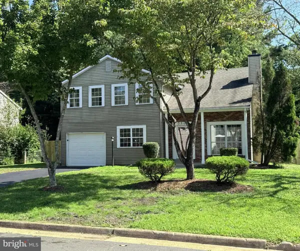 5807 Portland Dr, WOODBRIDGE, VA 22193