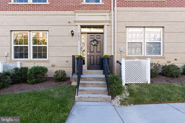 7870 Crescent Park Dr, GAINESVILLE, VA 20155