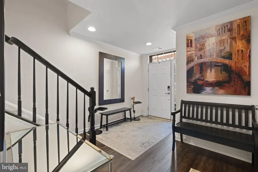 7870 Crescent Park Dr, Gainesville, VA 20155 - #2