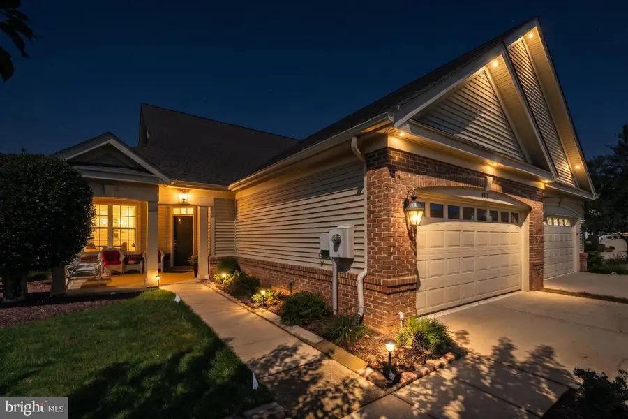 6322 Anoka Way, Gainesville, VA 20155 - #2