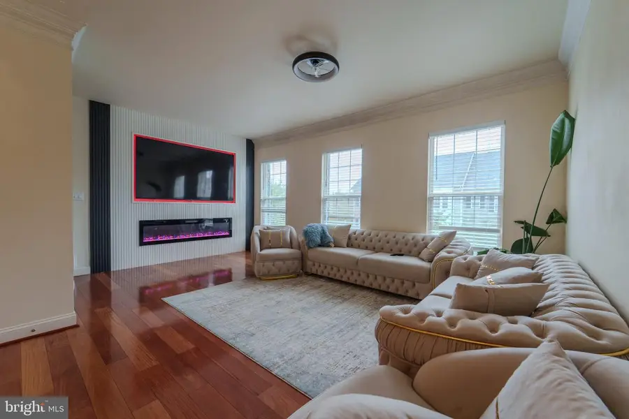 2505 Basin View Ln, Woodbridge, VA 22191 - #3
