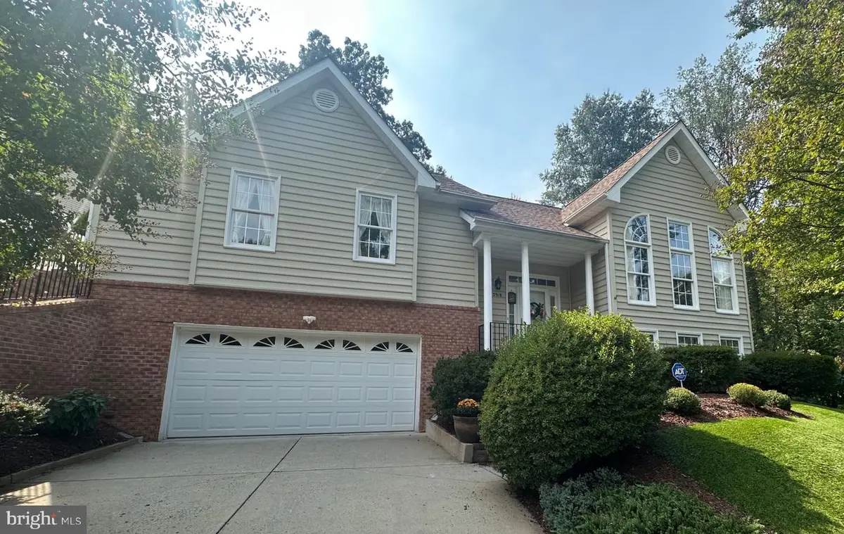 15918 Edgewood Dr, Dumfries, VA 22025 - #1