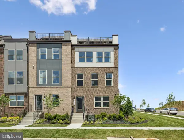 8963 Katherine Johnson Avenue, MANASSAS, VA 20109