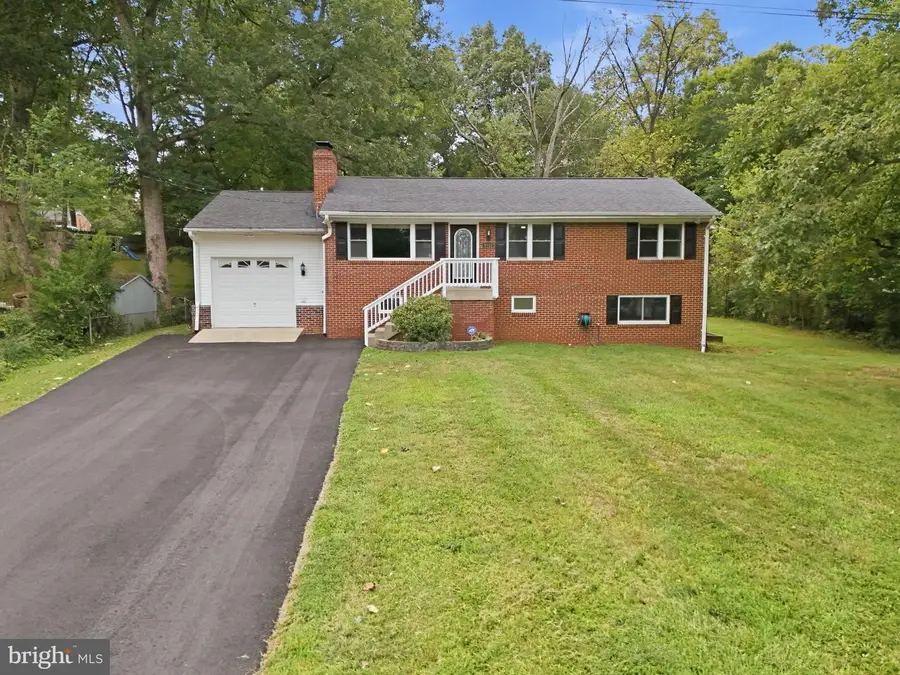 8411 Leland Rd, Manassas, VA 20111 - #2