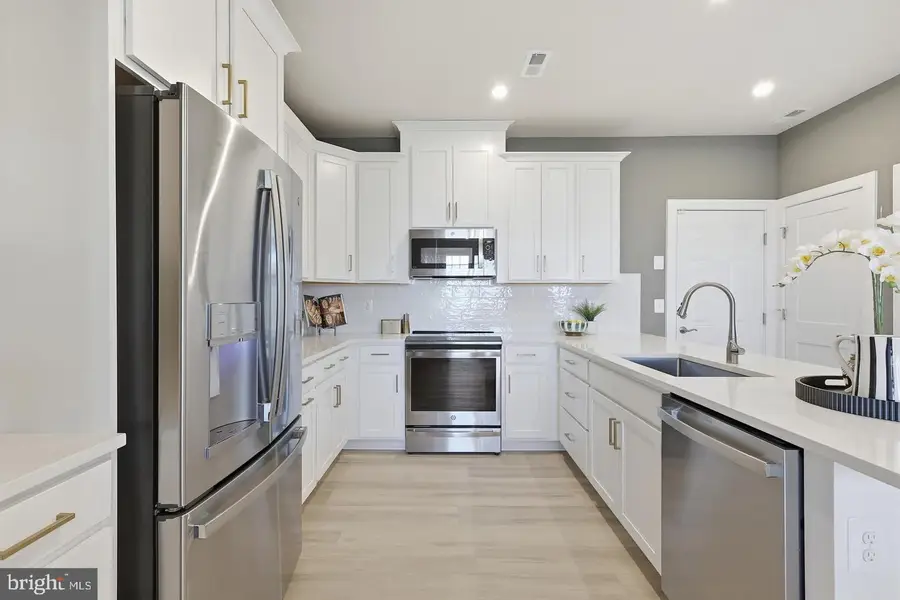 17778 Fairfield Dr, Dumfries, VA 22026 - #3